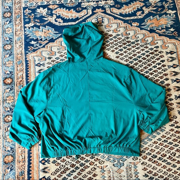 NAKED ZEBRA LIGHTWEIGHT TEAL HOODED SILKY CROPPED JACKET - Picture 4 of 5